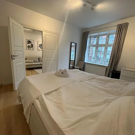 Lejlighed 1-bed In One Of Locations *