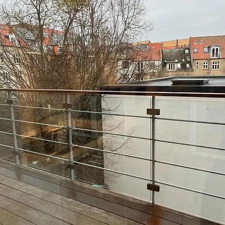1-bed In One Of Locations Lejlighed